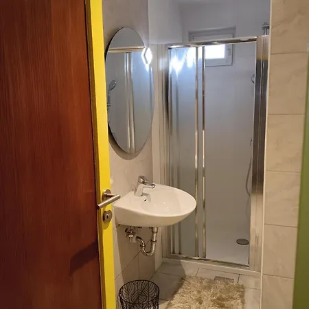 Lägenhet Apartma Dolgi *